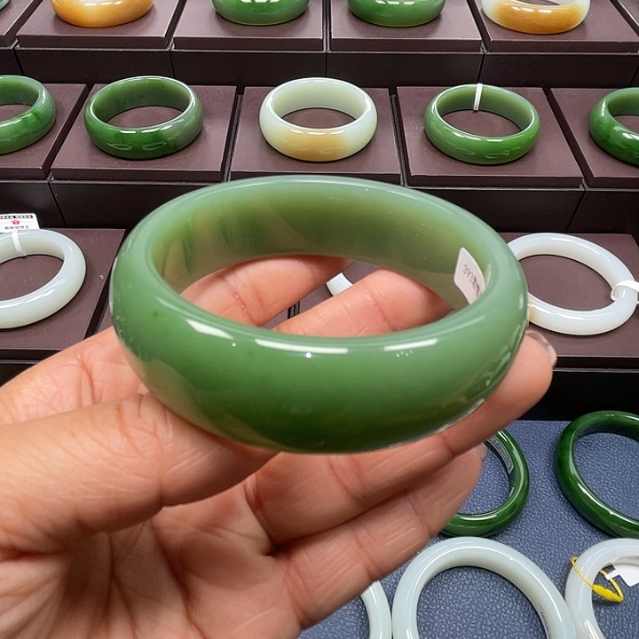 和田玉未镶嵌手镯5859