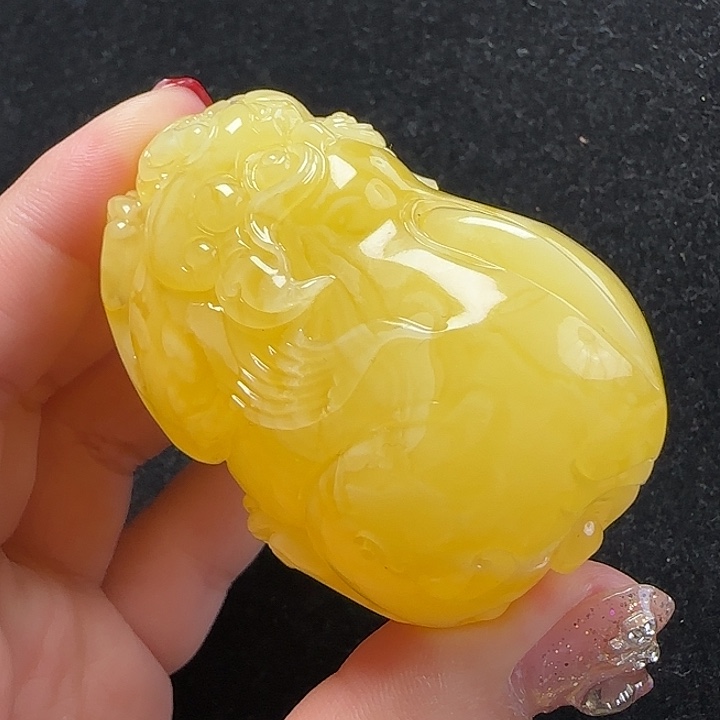 蜜蜡珠宝奇石未镶嵌