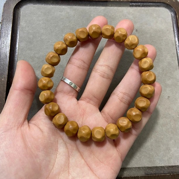 A632奶酪猴头核桃单圈手串