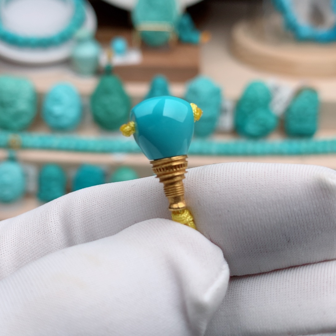 绿松石珠宝奇石未镶嵌重：1.86克