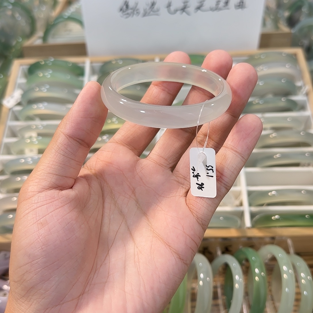 玛瑙/玉髓未镶嵌手镯圈口55.1