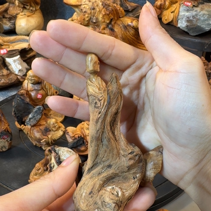 崖柏摆件手把件等