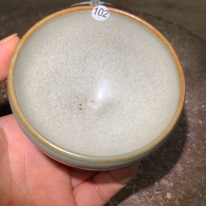 茶盏细看这支公屏上说102
