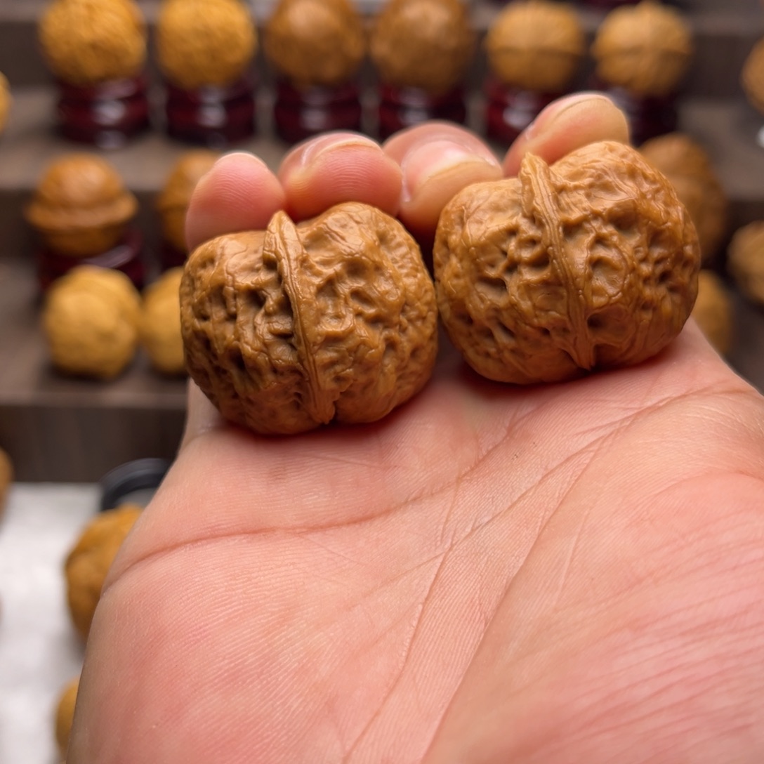 文玩核桃把件月**人小玉蝉1¥