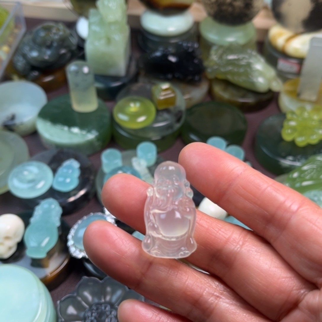 蛇纹石玉未镶嵌岫玉