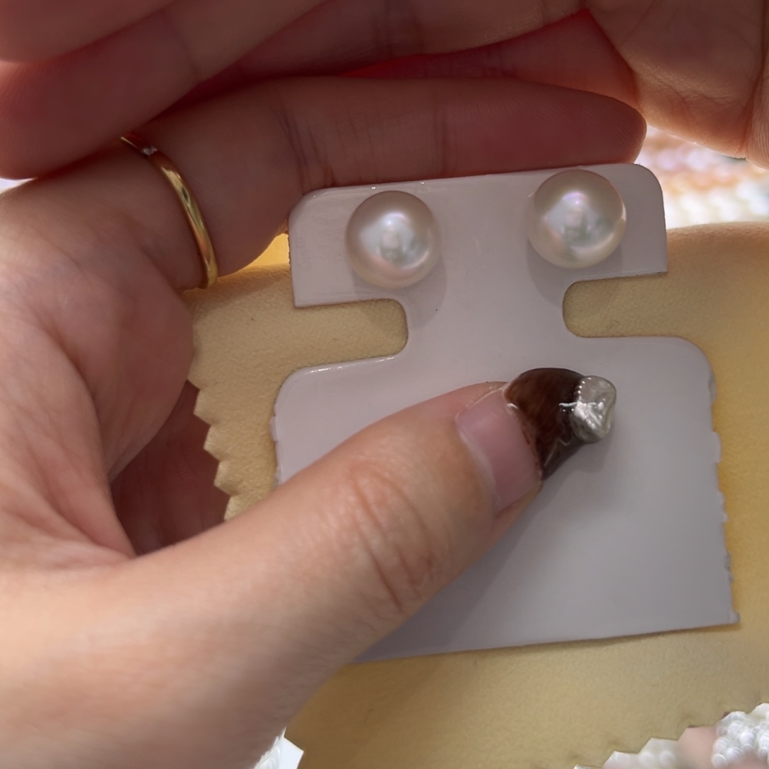 淡水珍珠银S925镶嵌耳饰