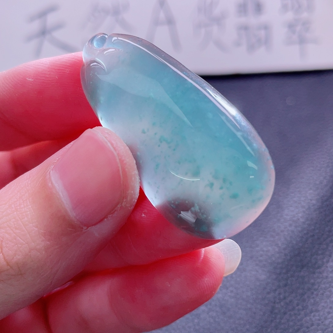 翡翠颈饰未镶嵌888888888