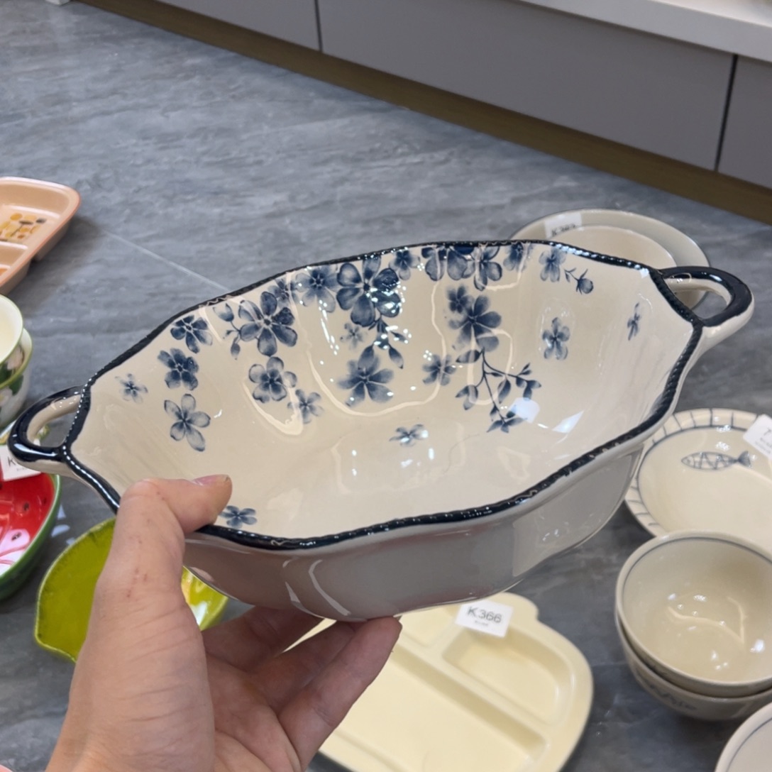 陶瓷微瑕餐具介意勿拍，满18飞！