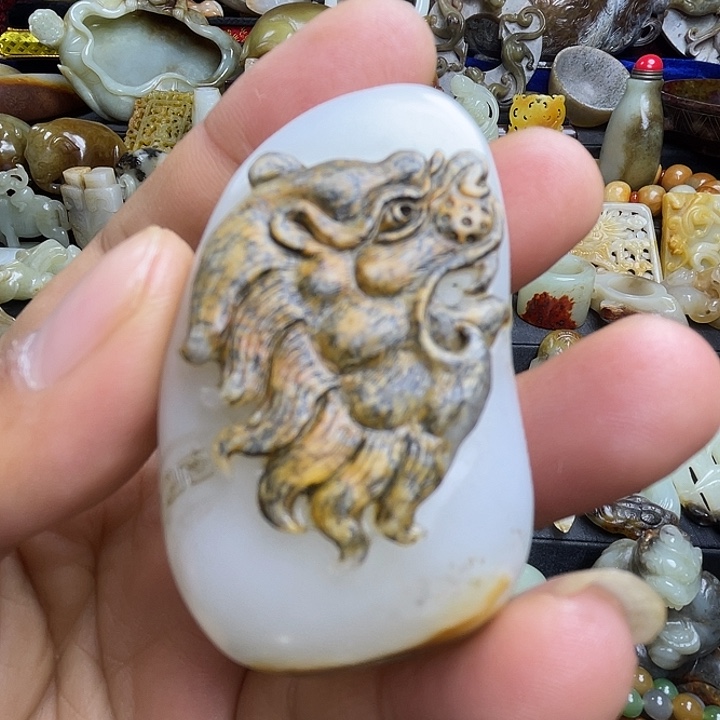 颈饰未镶嵌和田玉