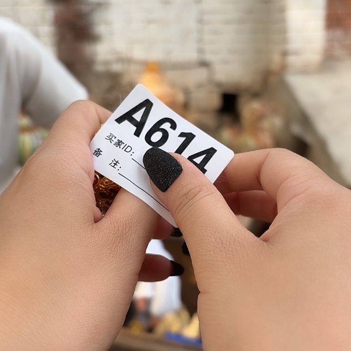 手工艺代非遗饰品