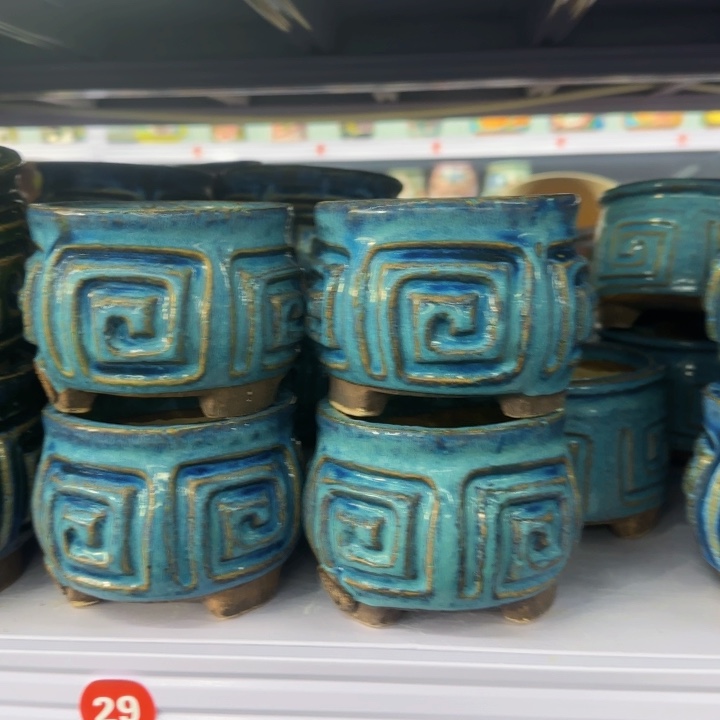 内口径8.5高8.5左右，4个