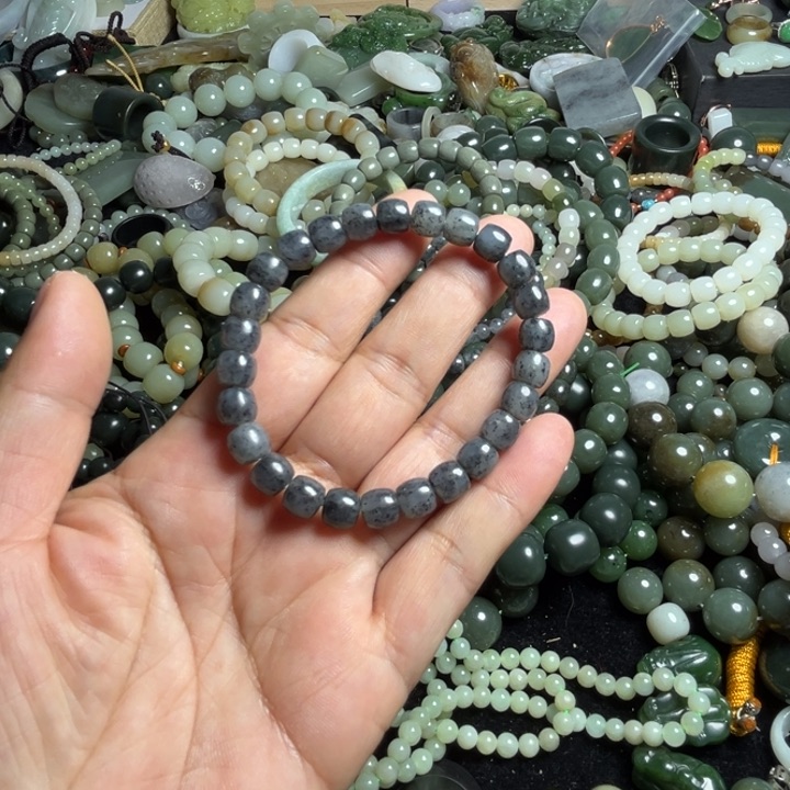 和田玉手串未镶嵌8