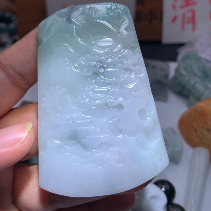 翡翠未镶嵌颈饰保真天然A货翡翠