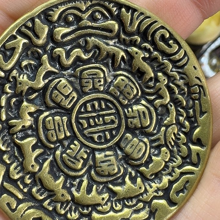 奕***泥塑哈哈哈哈哈哈哈哈