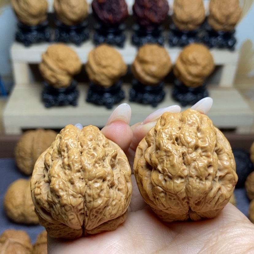 【闪购商品】桃核吊坠l****惧19九龙疙瘩包39mm