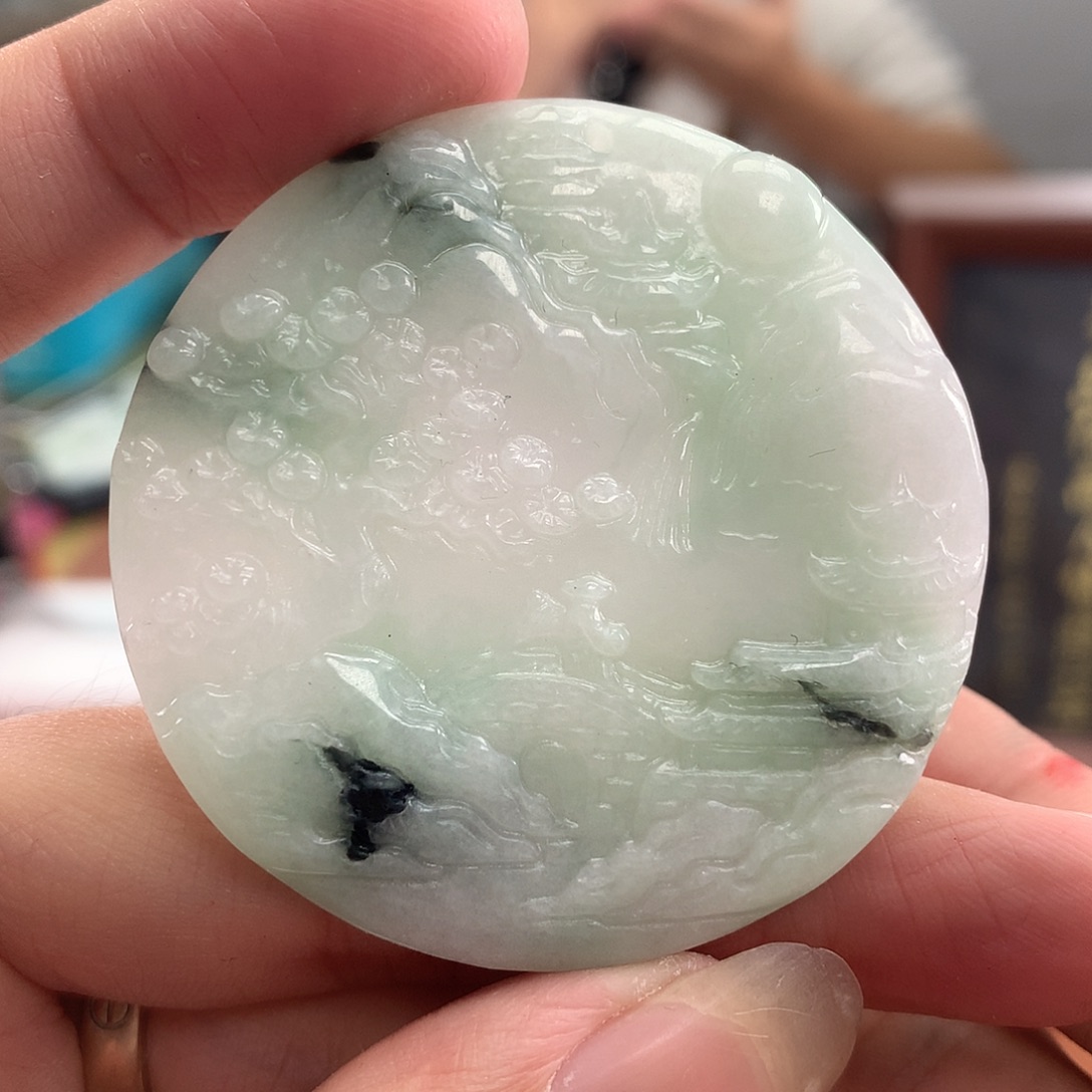 翡翠未镶嵌颈饰翡翠