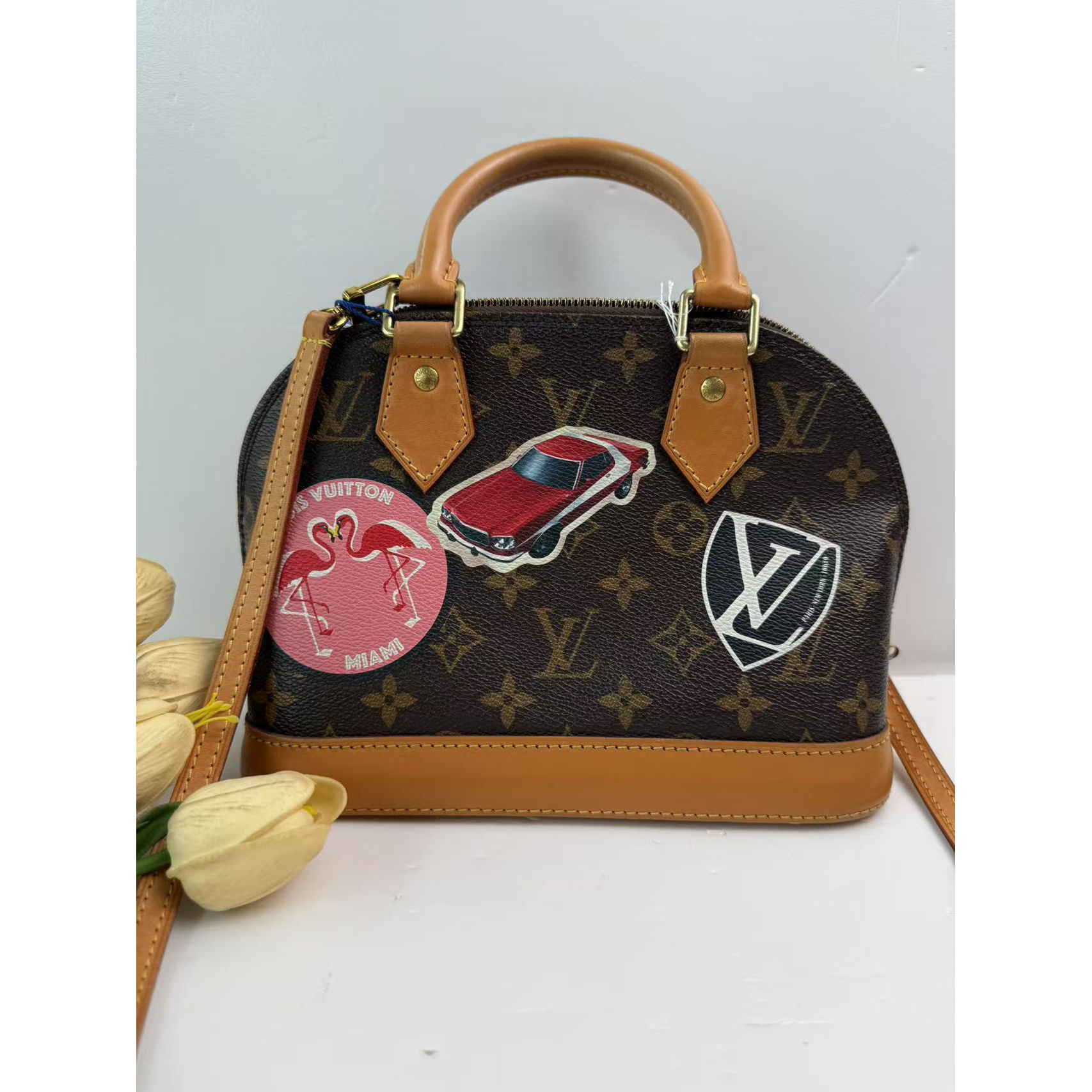 95新 LouisVuitton/路易威登 路易威登徽章款aim贝壳bb单肩包