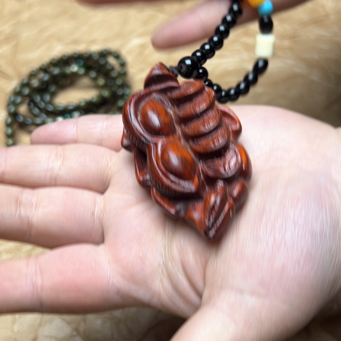 大叶紫檀（黑酸枝木类）