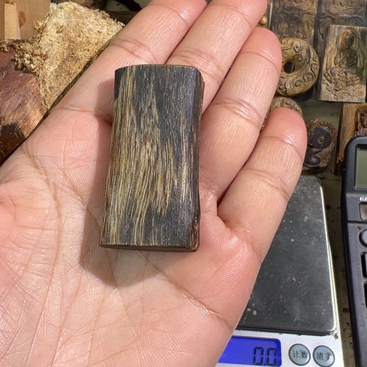 沉香吊坠白棋楠沉香吊坠7.4克