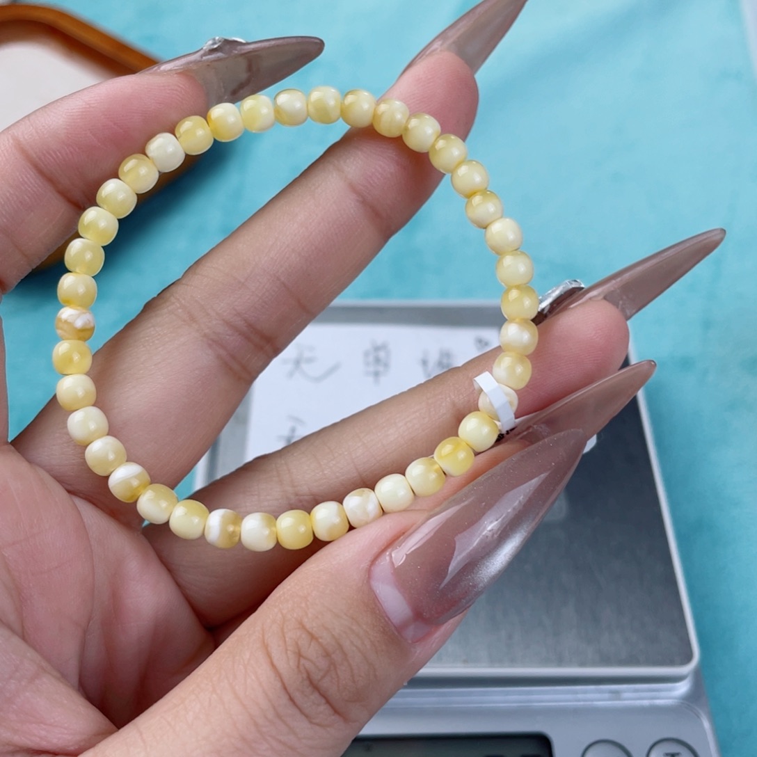 蜜蜡裸石未镶嵌蜜蜡90