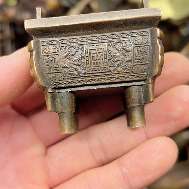 铜铜铜器直播间铜