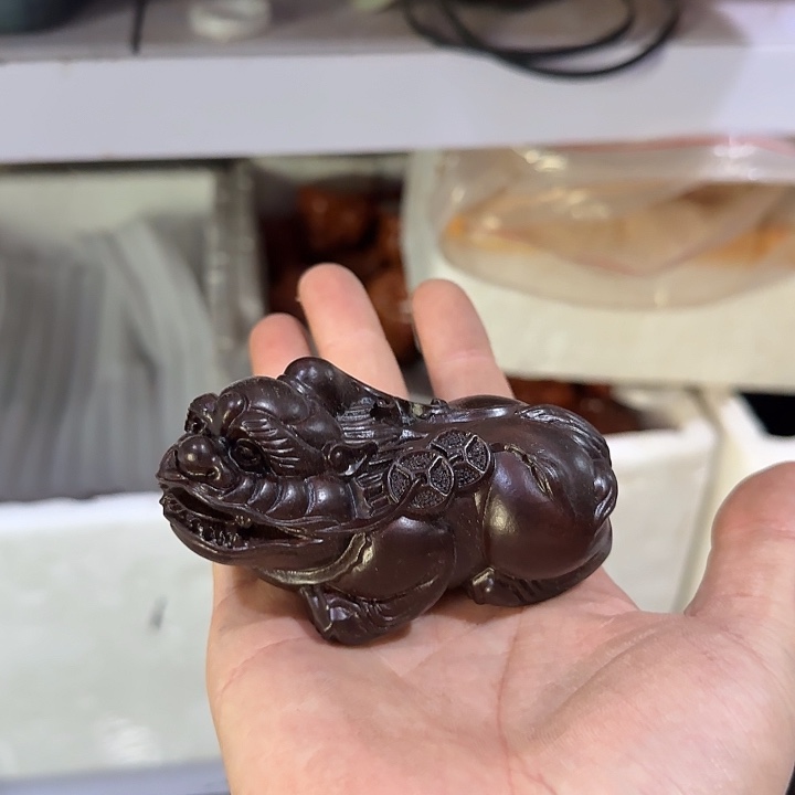 木黑檀木10貔貅一只