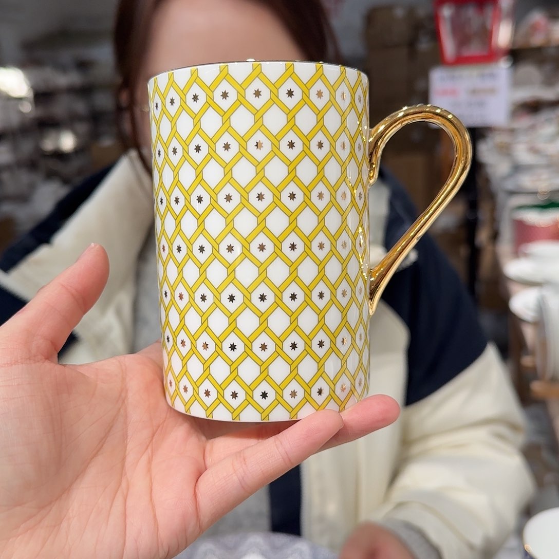 瓷鹅黄原单马克杯一个400ml微瑕