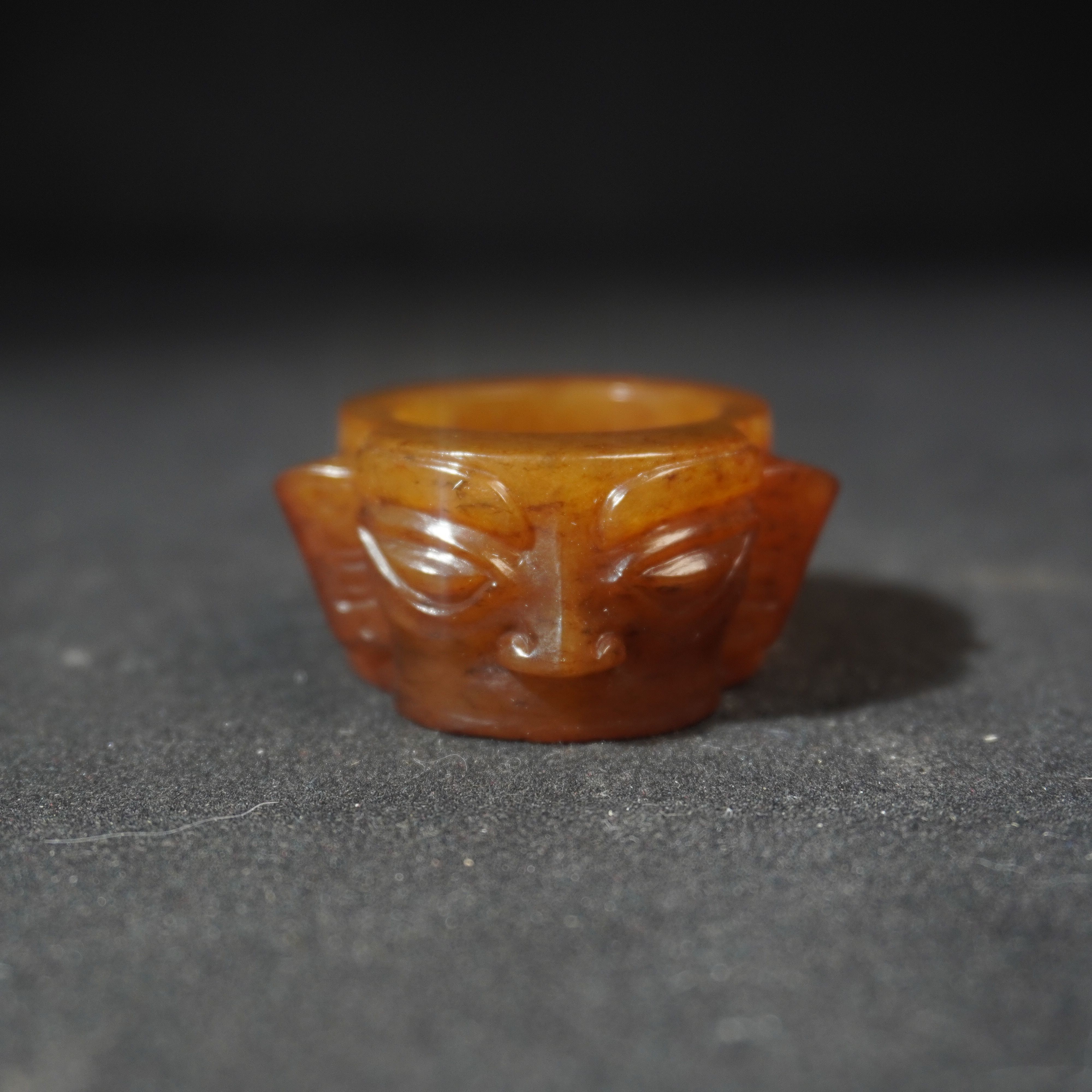 5SQ26  明  和田玉神人面扳指