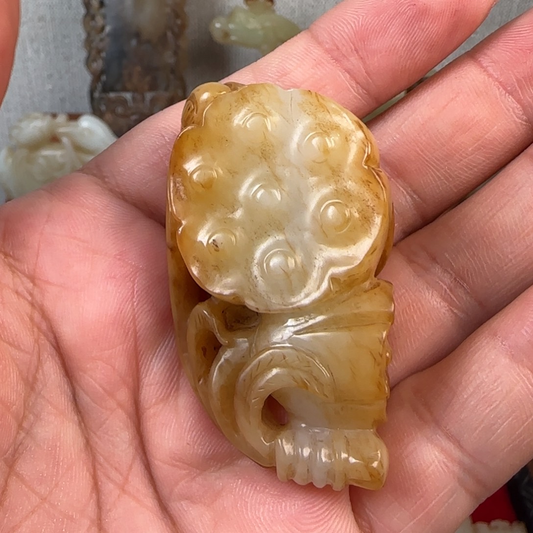 菩***弘非常精美的手把件