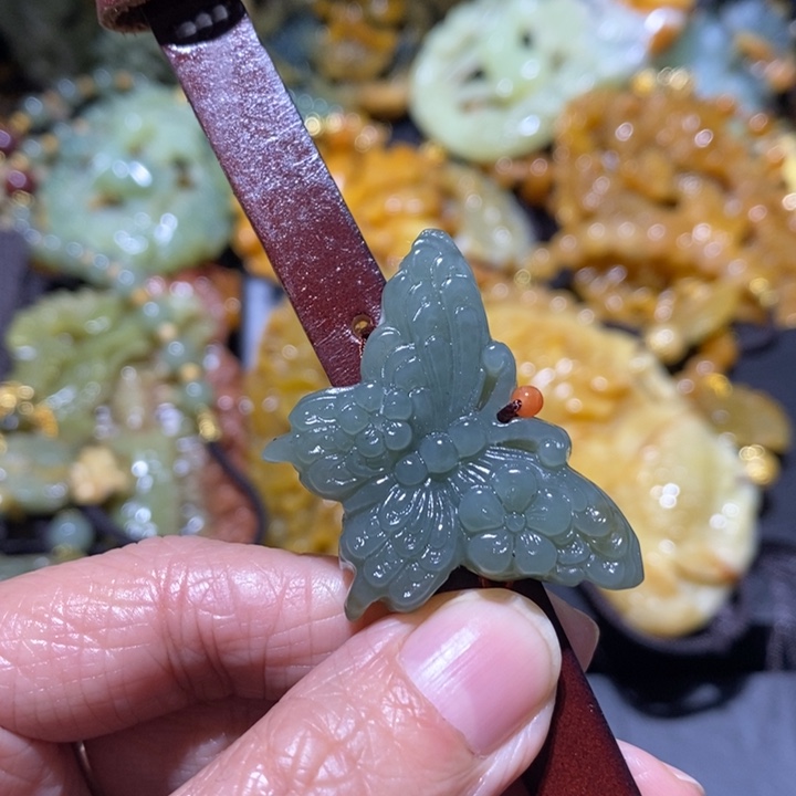 岫玉岫玉吊坠未镶嵌