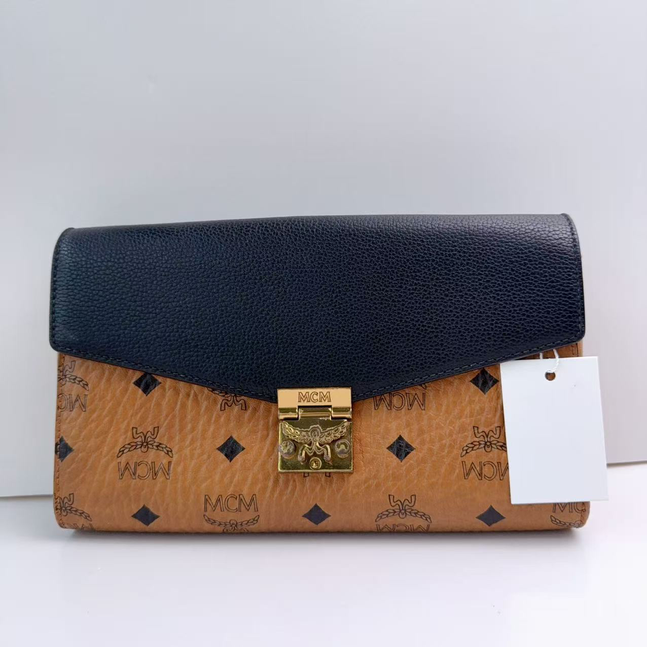 95新 MCM mcm黑盖干邑色单肩包