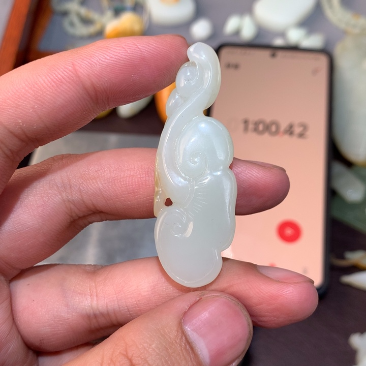 和田玉颈饰未镶嵌饭**范