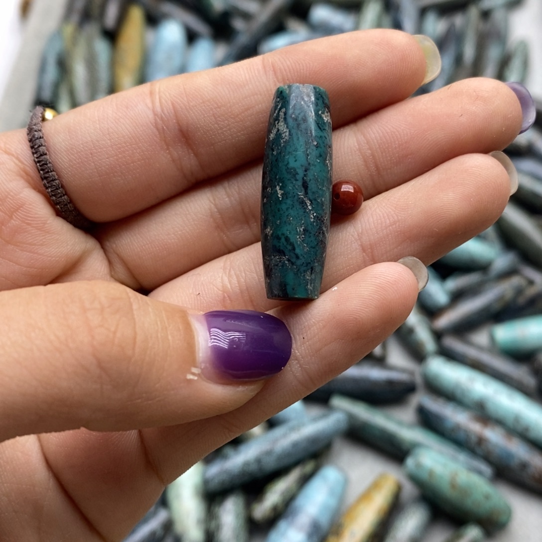 南红玛瑙未镶嵌珠宝半成品