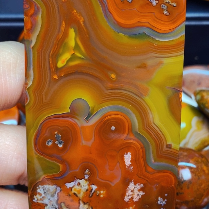 自***￥玛瑙/玉髓未镶嵌玛瑙