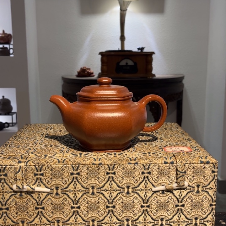 紫砂茶壶兴****部紫砂 原矿泥料