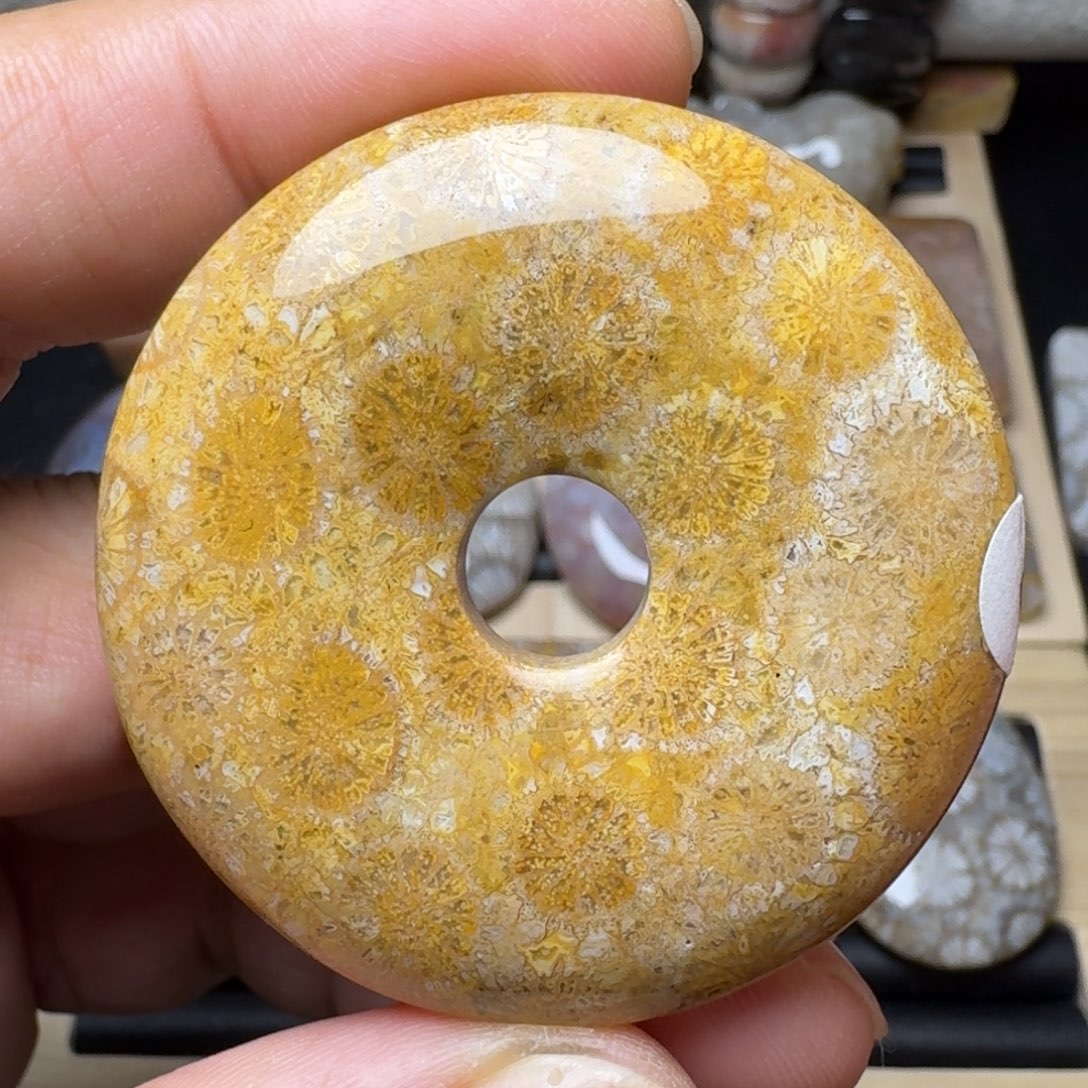 硅化玉未镶嵌纯天然色有机玉石保真色