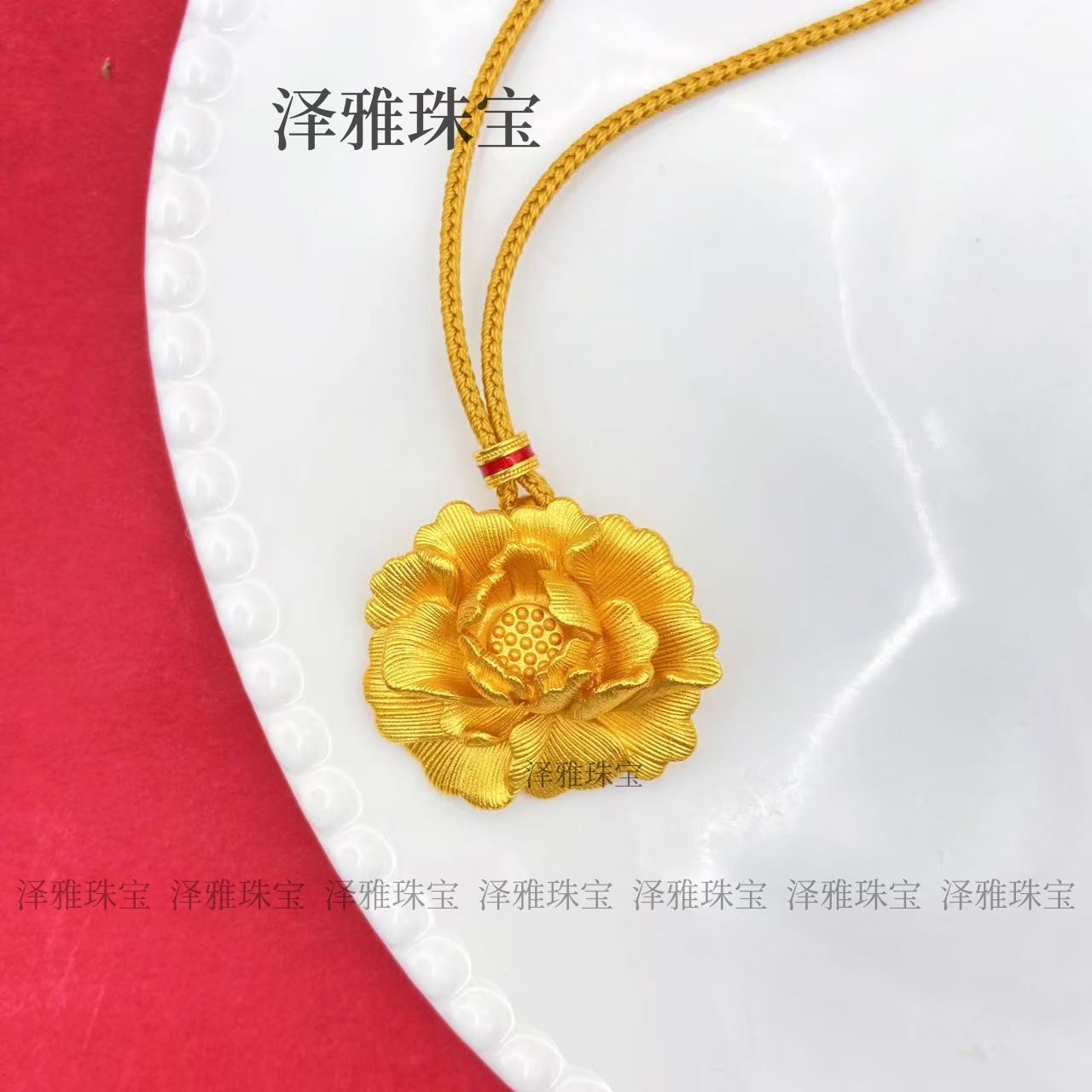 铜合金吊坠 富贵牡丹国潮雕刻挂绳宫廷复古风格
