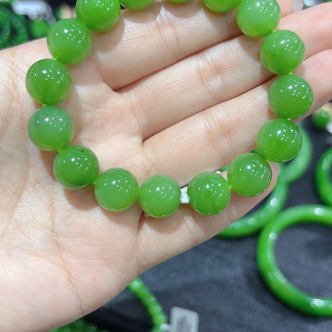 和田玉（糖玉）珠宝半成品未镶嵌财****多