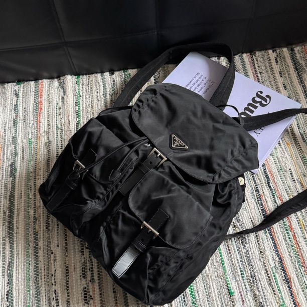 95新 Prada/普拉达 上海自播/普拉达双肩包