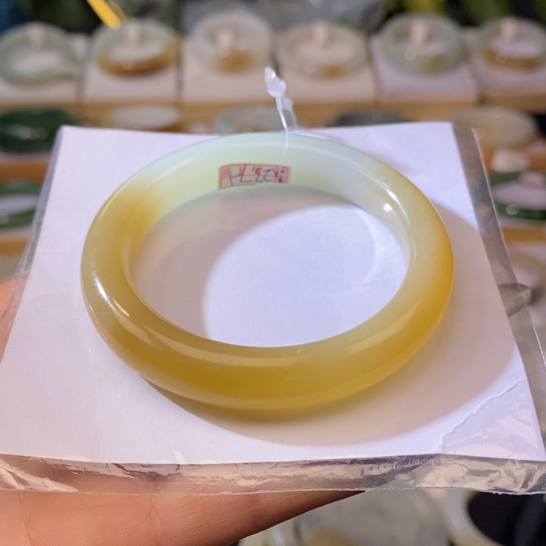 和田玉手镯未镶嵌5152