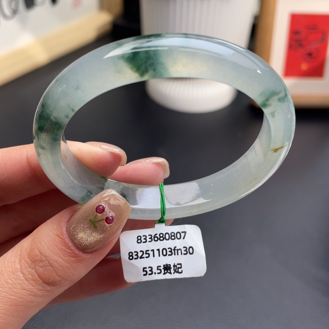 翡翠未镶嵌手镯贵妃53.5冰飘花炸光 完整度高