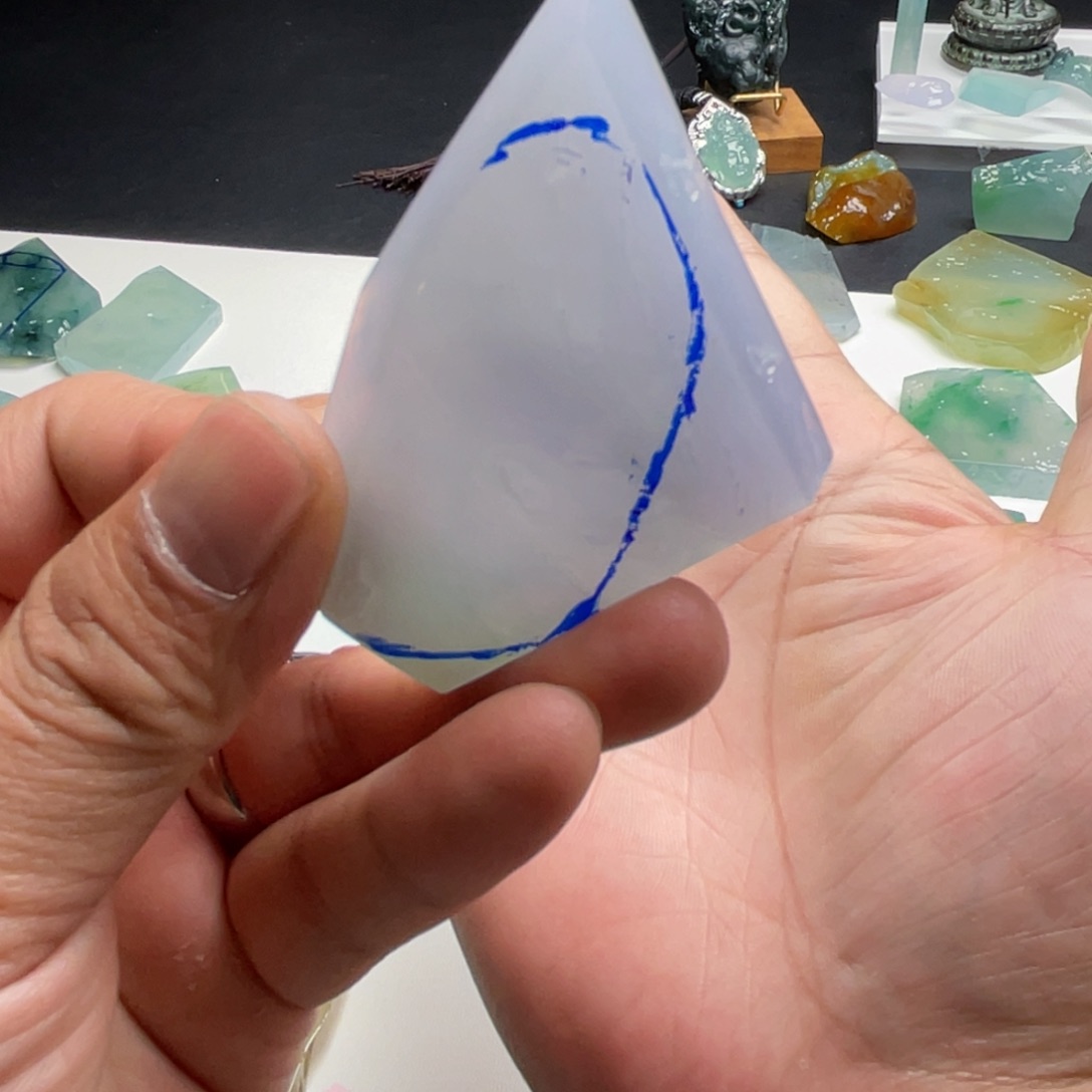 定制翡翠未镶嵌材料定制