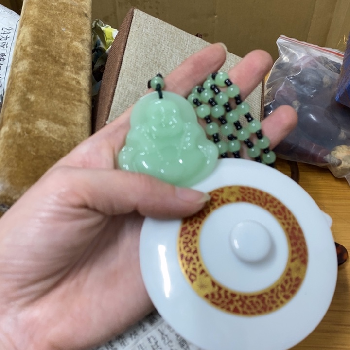 瓷片哈中古工艺品一件