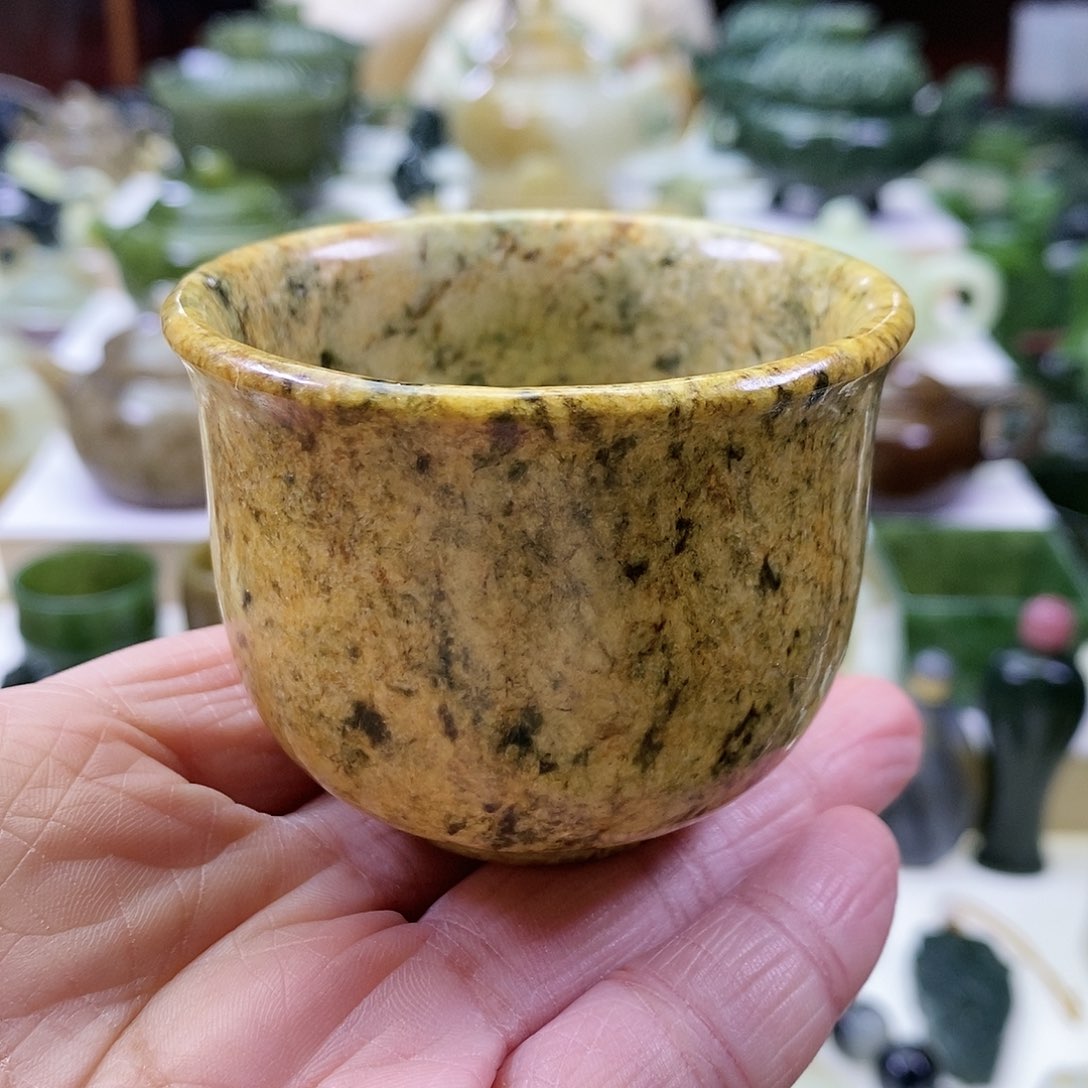 和田玉茶碗未镶嵌
