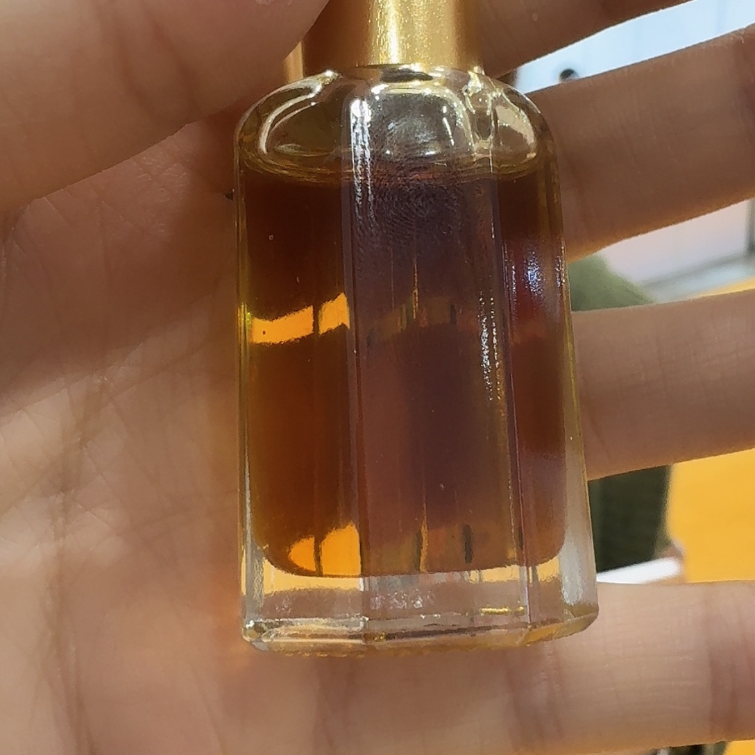 沉香沉香精油惠州绿棋超临界精油10克