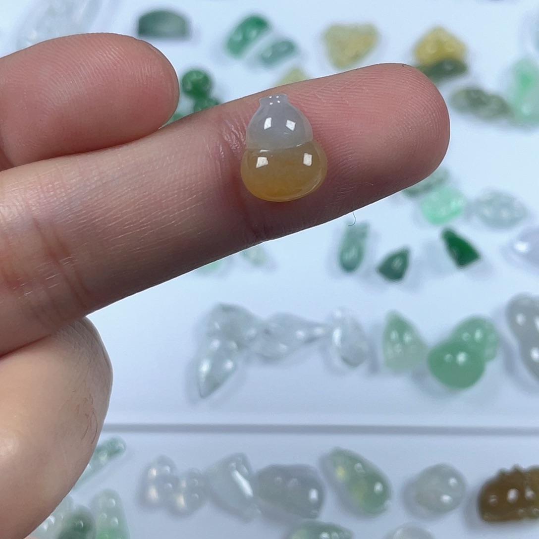 翡翠未镶嵌颈饰天然翡翠Ａ货