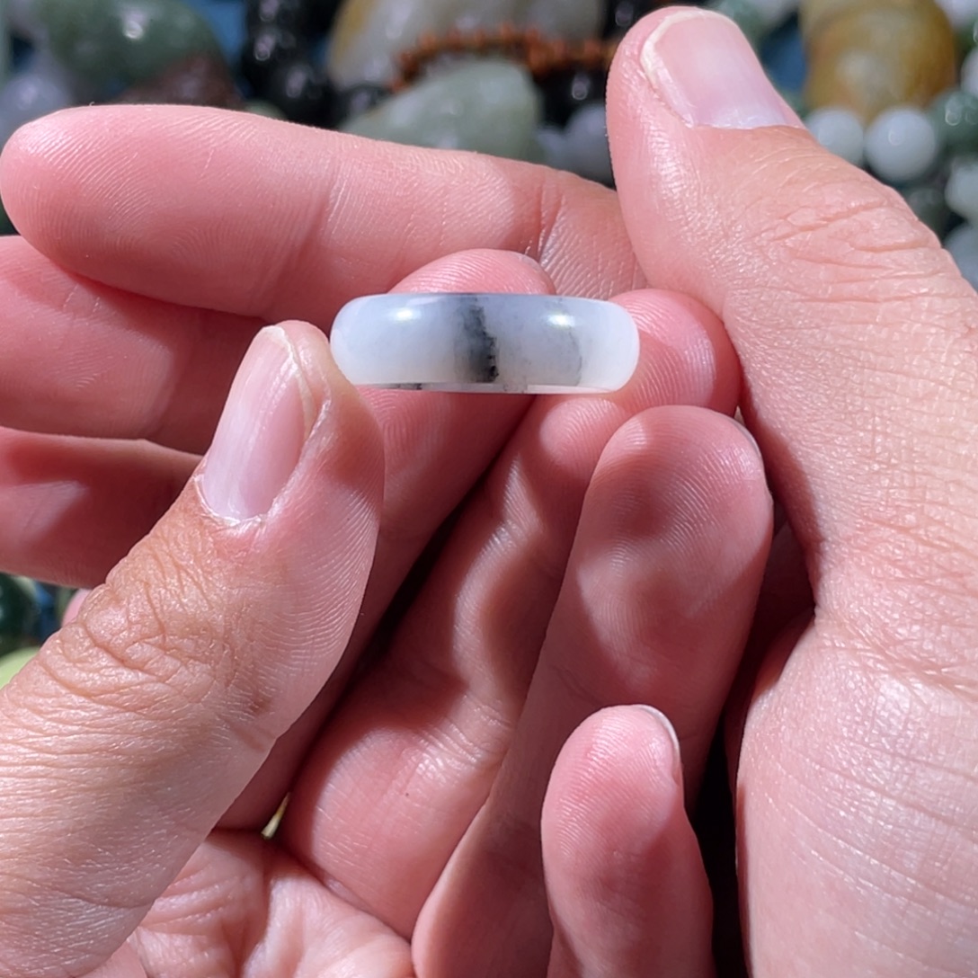 琳***珉和田玉未镶嵌挂件