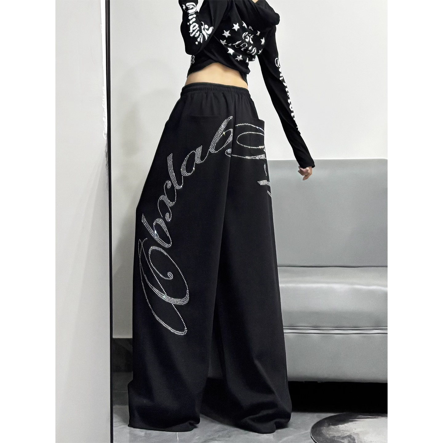 美式复古烫钻黑色休闲卫裤女秋冬季设计感宽松阔腿裤街舞爵士舞裤