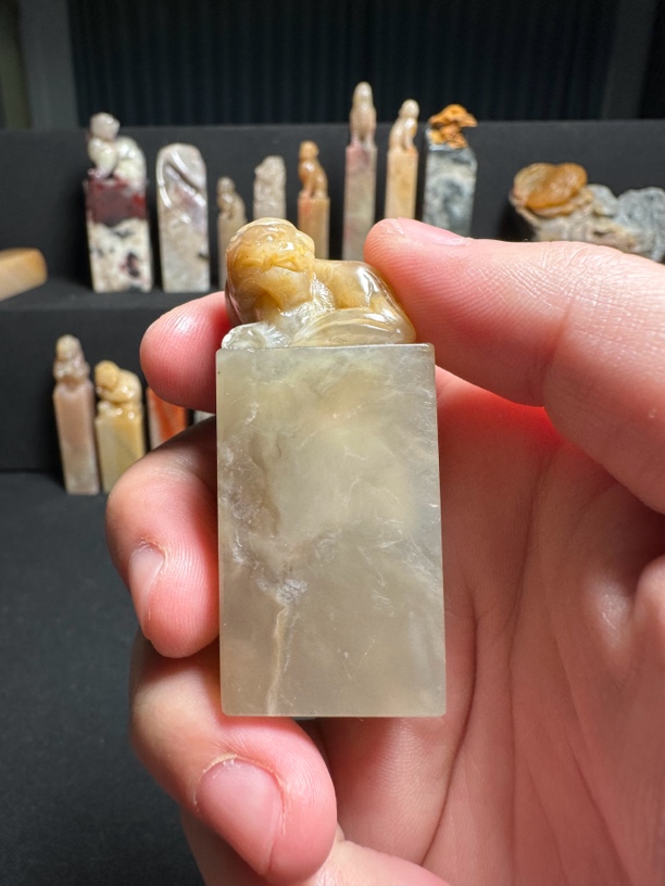 巴林石，冻石，兽钮