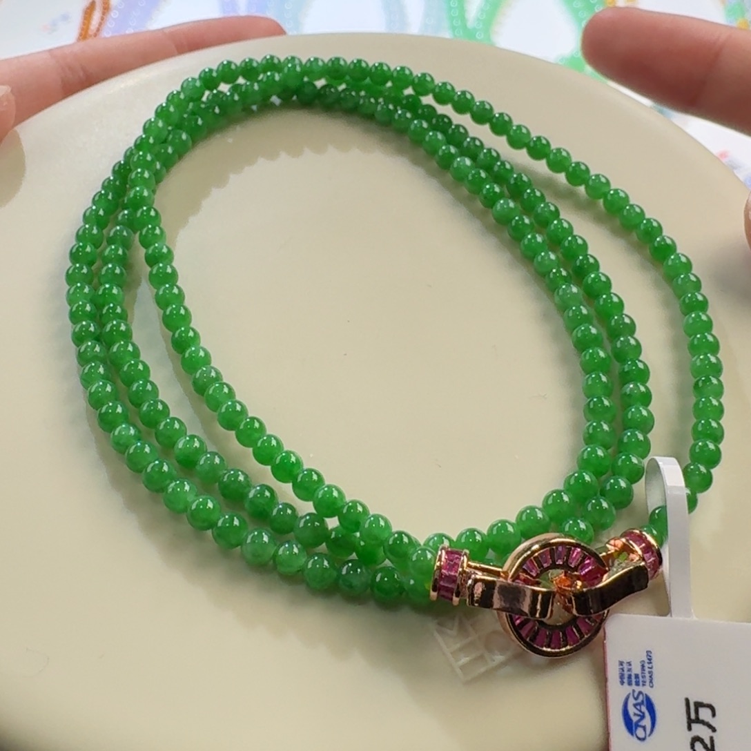 翡翠颈饰未镶嵌肉**肉辣阳绿小米项链